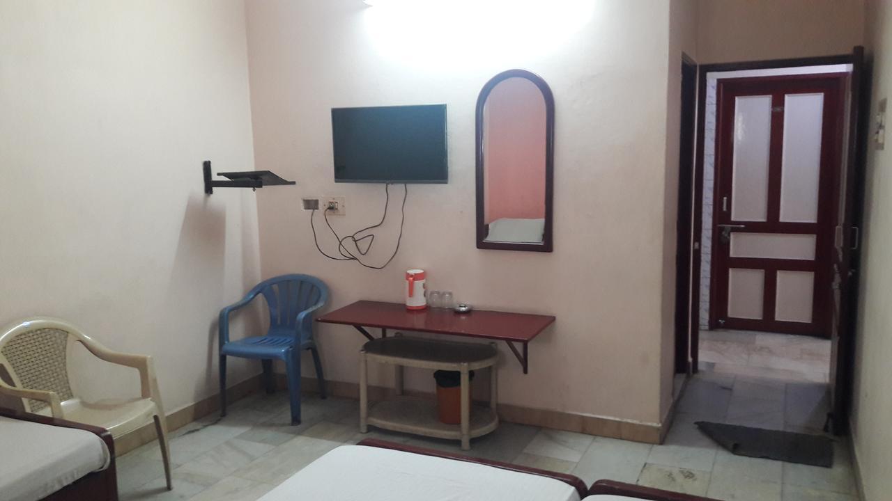 Raamlaxmi Guest House Chennai Eksteriør billede